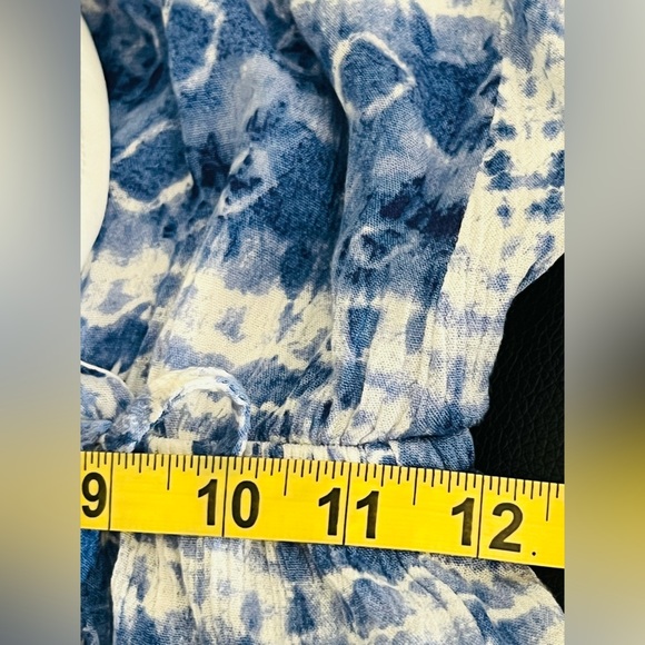 ONE ❤️ CLOTHING Short Romper, Blue & White Size XS LIKE NEW - Picture 9 of 16